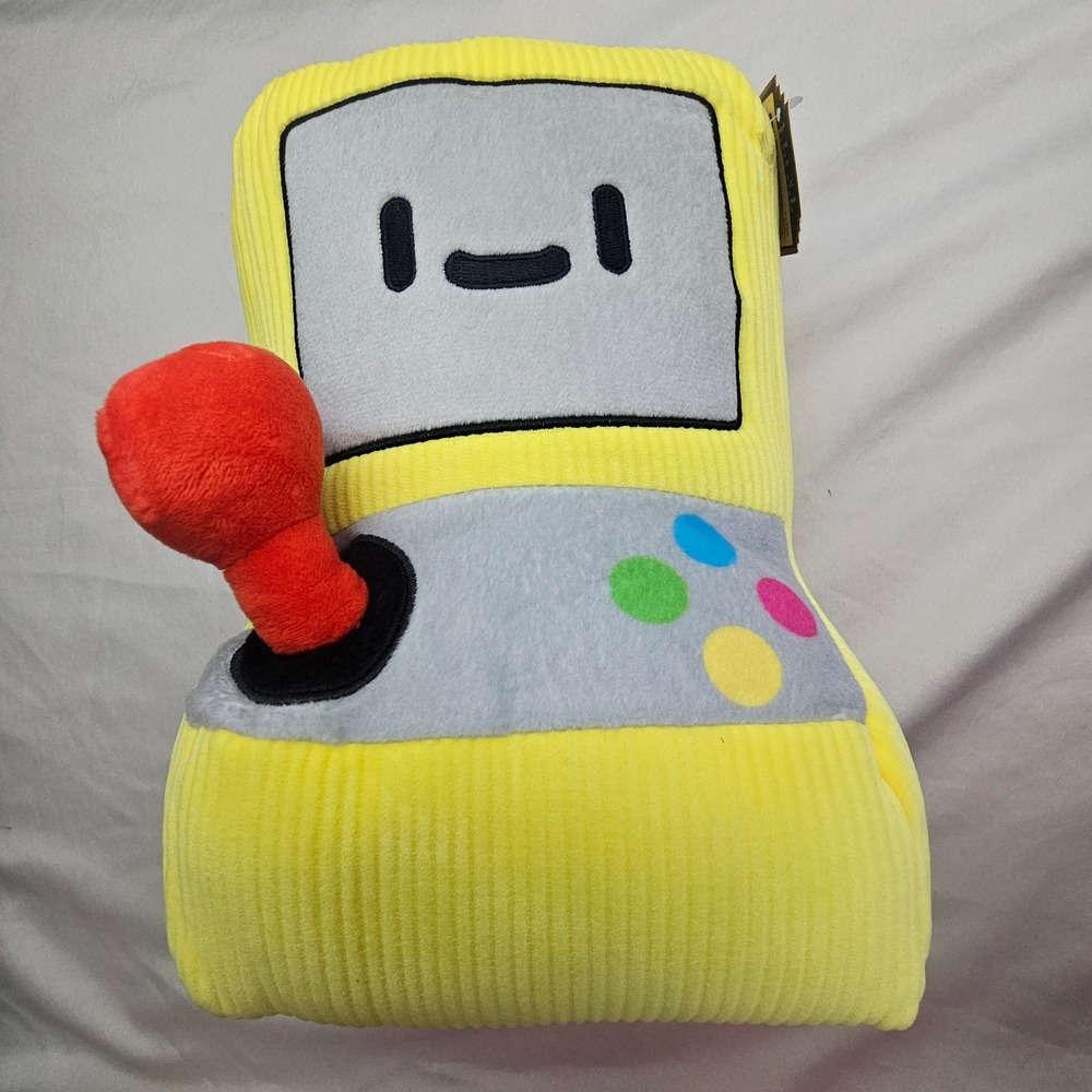 FAO Schwarz Pixel Yellow Retro Video Arcade Game 9" Plush New